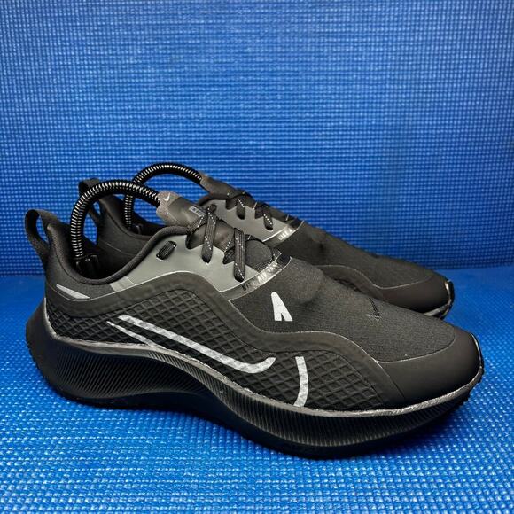 🔴 Nike Air Pegasus 37 Shield Women`s Size 8.5 Black Athletic Shoes CQ8639-001 - Picture 3 of 8